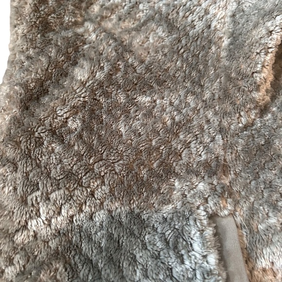 Columbia Women's Moss Green Fuzzy Fleece vest size M - Picture 5 of 7